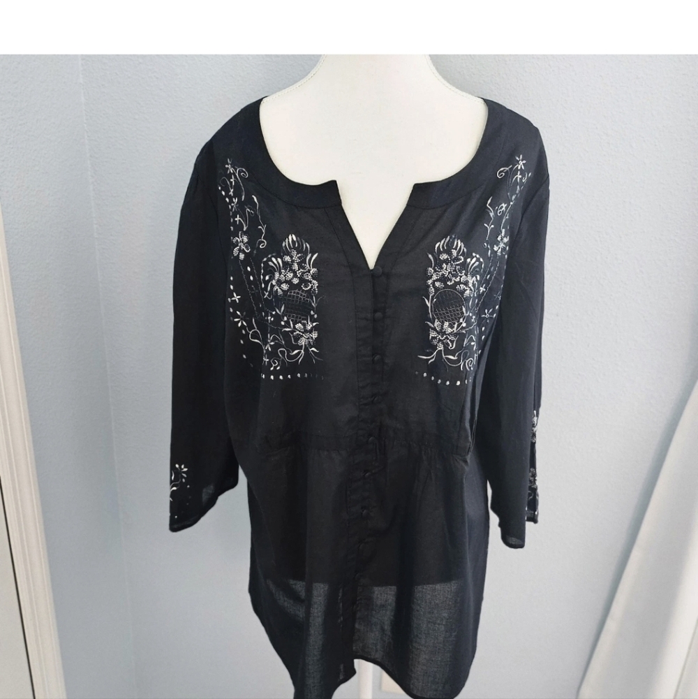 Avenue Plus Black Cotton Button Front  Embroidered Boho Top 18-20 Lightweight - Picture 2 of 7